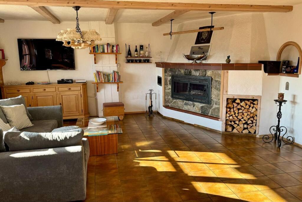 Romantisches Alpenchalet - Mit Sauna Und Kamin - Ruhig Und Zentral Bad Tolz Exterior photo
